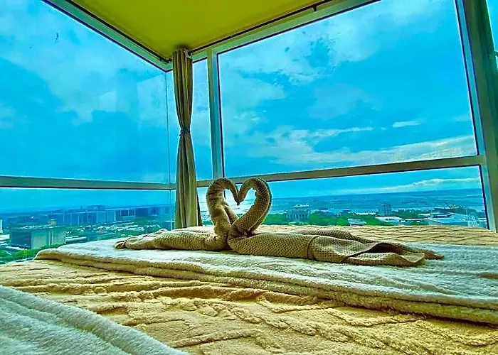 Hotel In Pasay Near Moa Airport Picc Wtc Starcity 5*